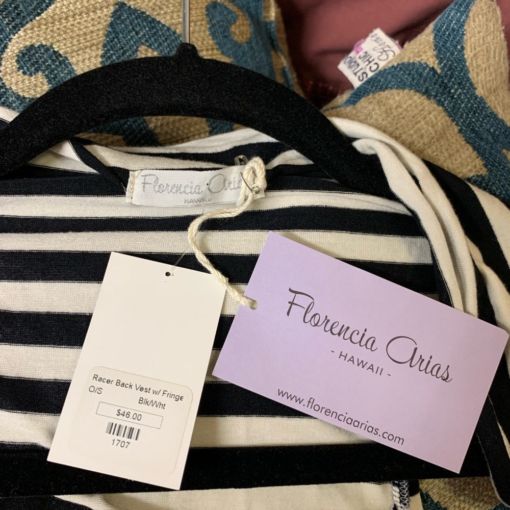 NWT Vest - Picture 4 of 4